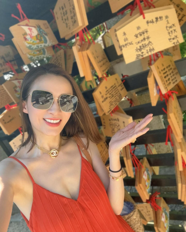 沈卓盈4歲仔仔五官倒模媽媽高顏值！近照搶晒鏡獲封潛力股：大個一定係男神