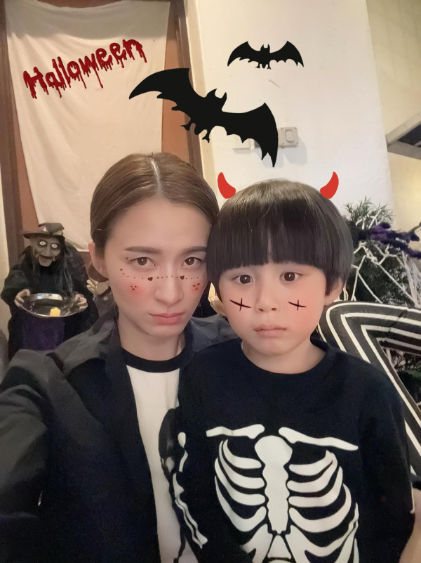 沈卓盈4歲仔仔五官倒模媽媽高顏值！近照搶晒鏡獲封潛力股：大個一定係男神