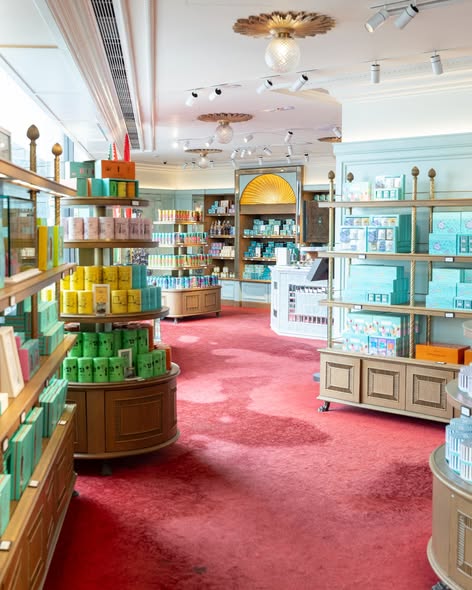 傳Alo Yoga登陸K11 Musea！接手Fortnum & Mason海景巨舖！Jisoo同款 攻港恐挑戰lululemon地位！