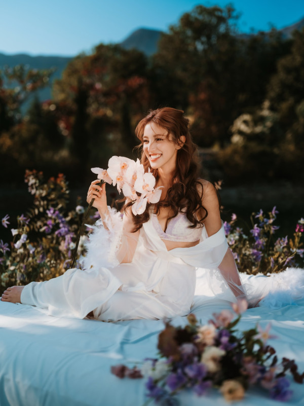 視帝老婆激罕接拍性感內衣廣告！紅白蕾絲造型豁出去挑戰最大膽尺度