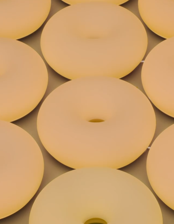 IKEA傳奇「冬甩燈」大翻身！霧面新質感極美、支援App變12色漸變：4月正式開賣