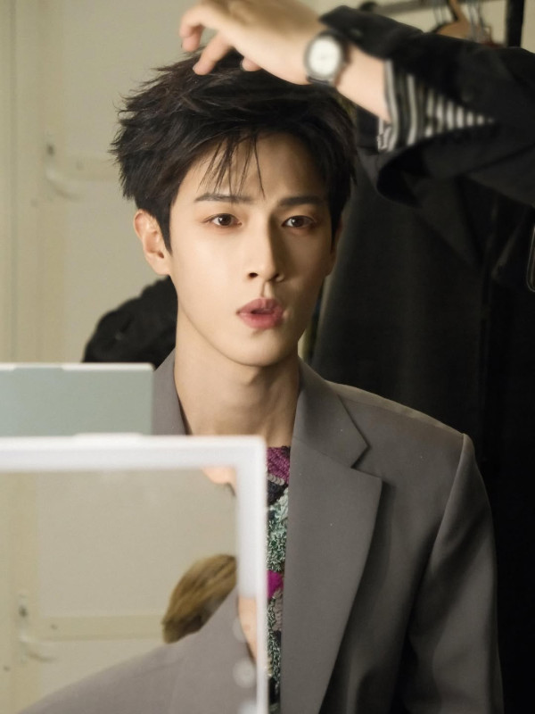 古裝陸劇男神李昀銳7件不為人知的事！曾入國家籃球隊被粉絲封「薄肌男神」