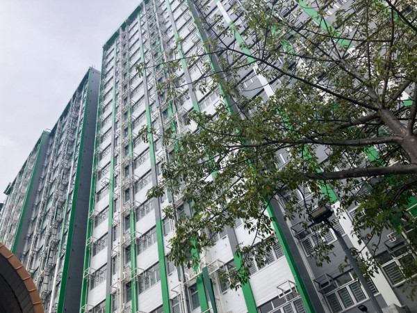 簡約公屋靚過私樓？屯門靚景單位內部曝光：極寬敞開揚、近鐵路站網民直呼羨慕