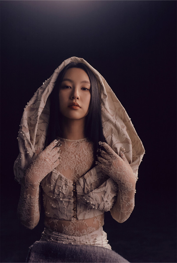 Gigi炎明熹加盟新公司推新作《風旅》 剖白離巢後心路歷程/最想跟○○合作出歌