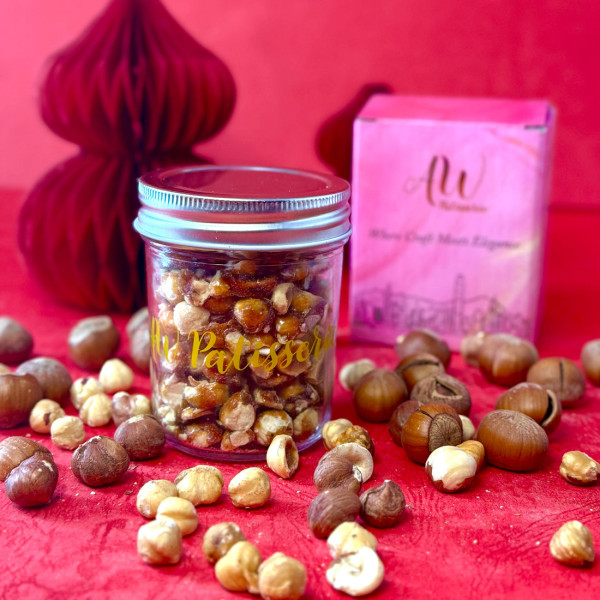 AW Patisserie開心果新年禮盒 夾心曲奇／手炒果仁脆／招財貓盲盒