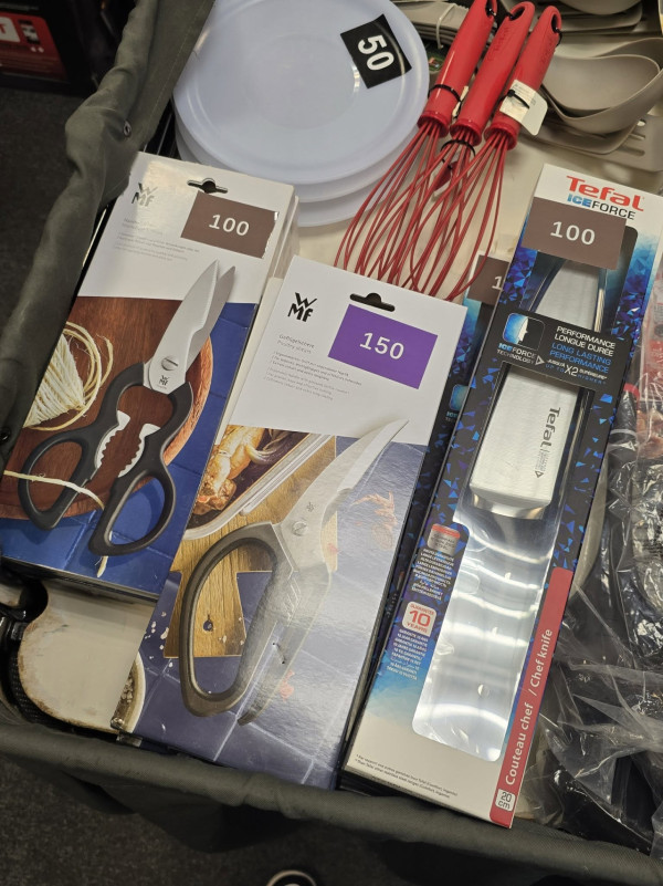 馬拉松運動名牌 x Tefel廚具開倉低至2折！Adidas/Reebok/New Balance鞋履$120起 Nike再享買二送一！