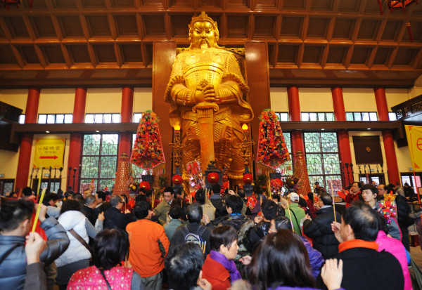 沙田車公廟求籤（圖片來源︰沙田車公廟）
