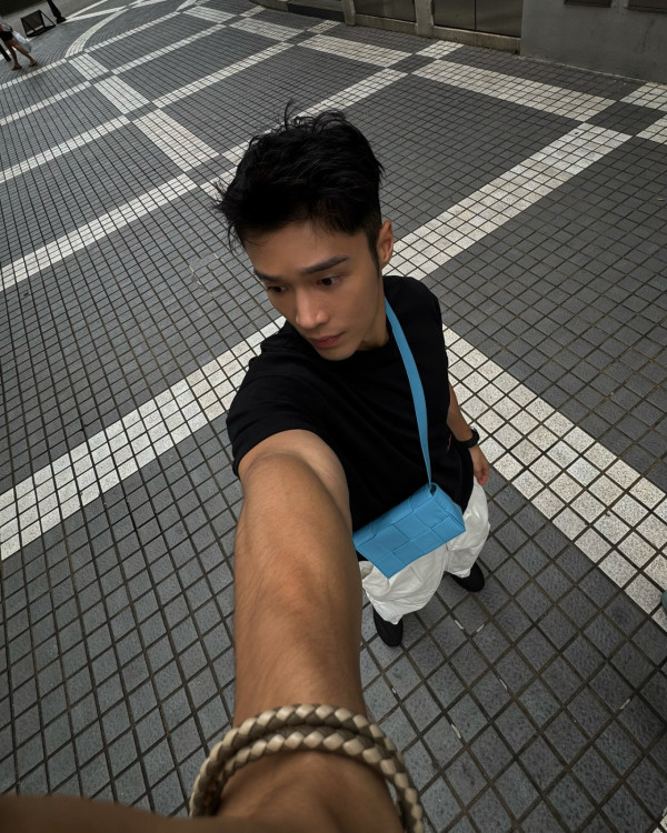 丁子朗炫富失言恥笑經濟艙被轟歧視！一句惹眾怒被內地網民圍剿：不知所謂