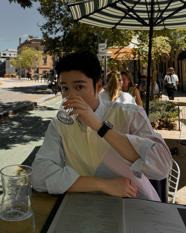 丁子朗炫富失言恥笑經濟艙被轟歧視！一句惹眾怒被內地網民圍剿：不知所謂