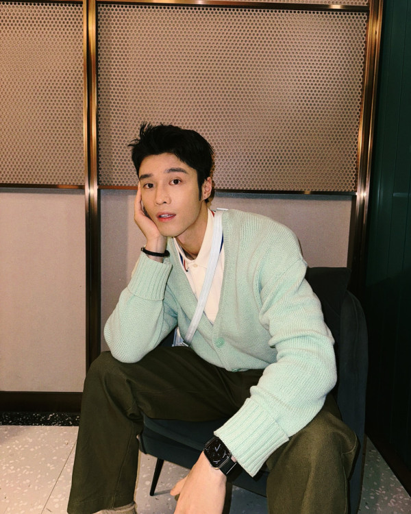 丁子朗炫富失言恥笑經濟艙被轟歧視！一句惹眾怒被內地網民圍剿：不知所謂