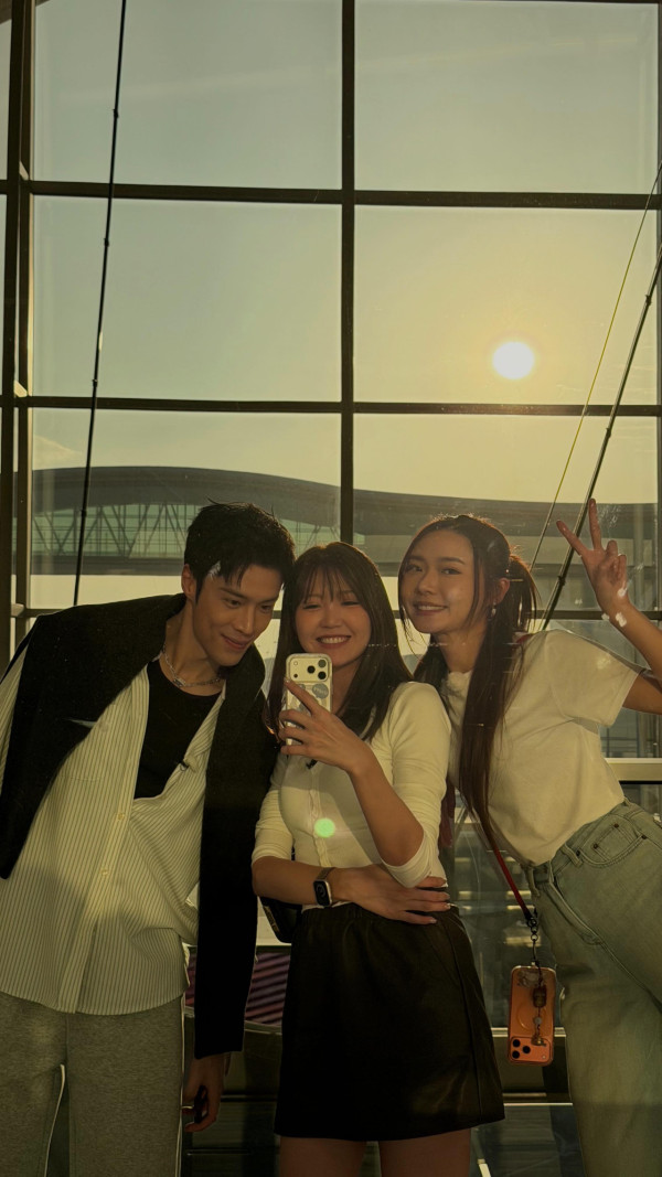 丁子朗道歉了|講者無心聽者有意 坐商務艙拍片被質疑炫富兩地網民負評