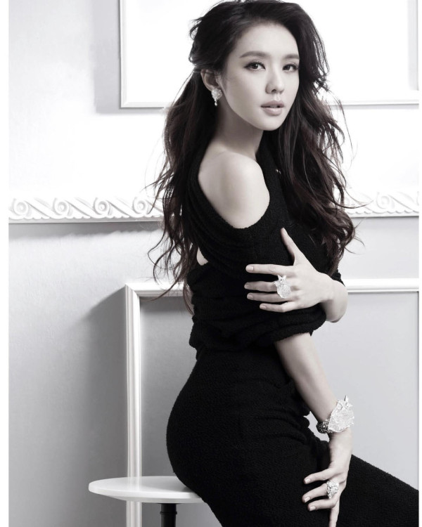 官恩娜追星睇BLACKPINK樂極生悲！息影後極罕露面生圖流出：完全唔似46歲