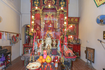 上環濟公廟求姻緣(圖片來源︰東華三院)