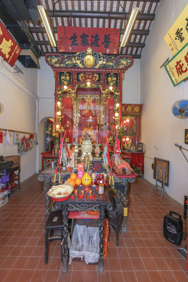 上環濟公廟求姻緣(圖片來源︰東華三院)