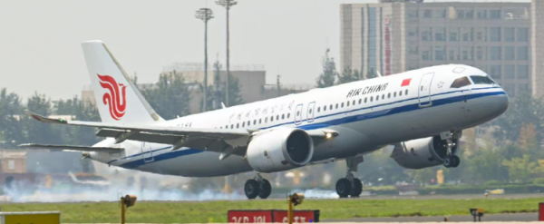 中國國際航空(圖: 中國國際航空) 中國國際航空(圖: 中國國際航空)