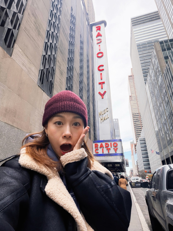 黃心穎婚後行頭幾級跳！落雪都拎愛馬仕包包 37歲生日神秘紋身貼實泥鯭放閃