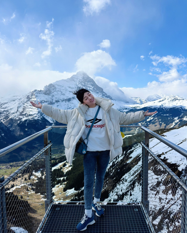 黃心穎婚後行頭幾級跳!落雪都拎愛馬仕包包 37歲生日神秘紋身貼實泥鯭放閃