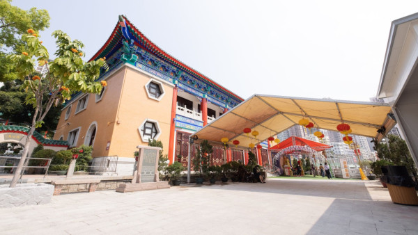 嗇色園黃大仙祠上頭炷香(圖片來源︰嗇色園)