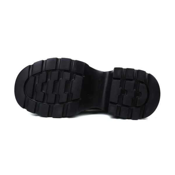 Dr.Kong唔止得地雷鞋？網民發掘3對隱藏鞋款：呢對「精品平替」仲抵買？買一送一網民跪求夾單