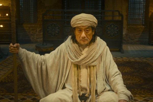 鏢人風起大漠｜電影鏢人香港大年初一上映！李連杰/謝霆鋒/吳京/惠英紅/梁家輝/張晉演出陣容強勁