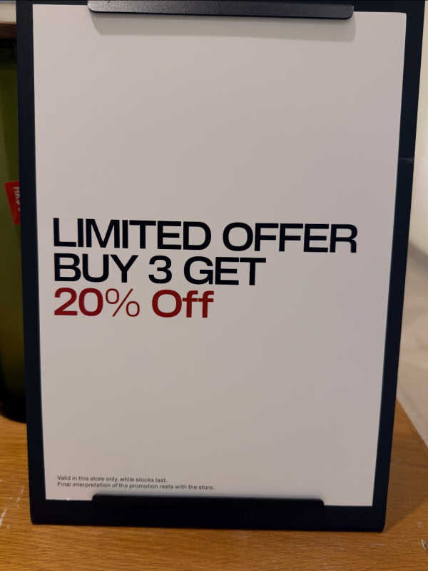 H&M銅鑼灣與又一城店內目前正進行大減價。圖片來源：小紅書