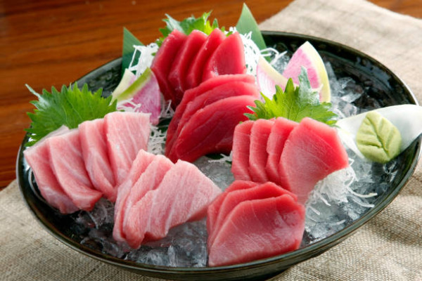 進口吞拿魚驗出禁藥孔雀石綠！食安中心急查來源：恐誘發甲狀腺癌／肝腫瘤