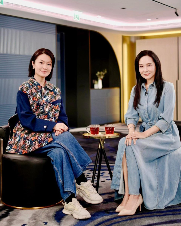 郭羨妮罕談家庭事憶喪父之痛淚灑當場 真情流露淚揭戴亡父遺物戒指開工