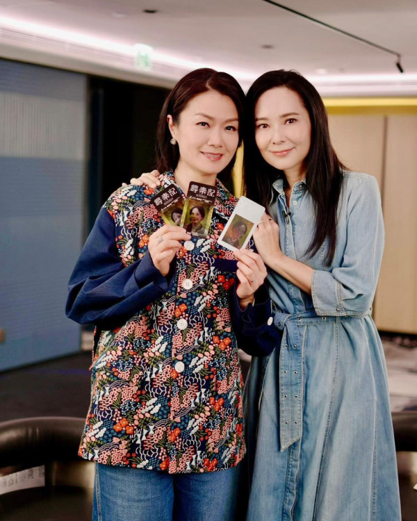 郭羨妮罕談家庭事憶喪父之痛淚灑當場 真情流露淚揭戴亡父遺物戒指開工