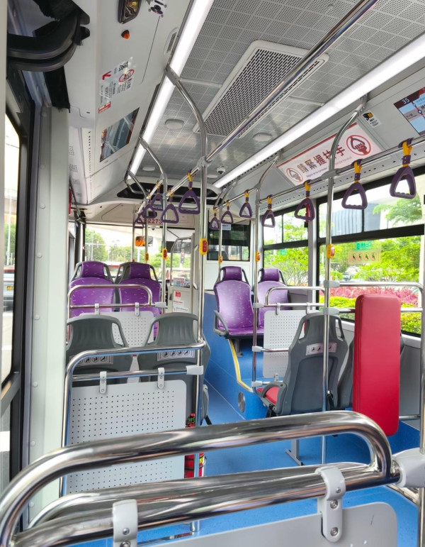 澳門巴士車廂(圖: 小紅書) 澳門巴士車廂(圖: 小紅書)