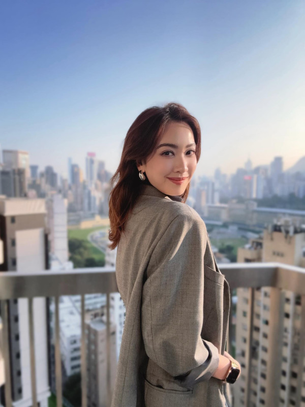 朱千雪大律師身份重返羅湖懲教所 昔日劇照變真實勵志故事！今昔對比極震撼