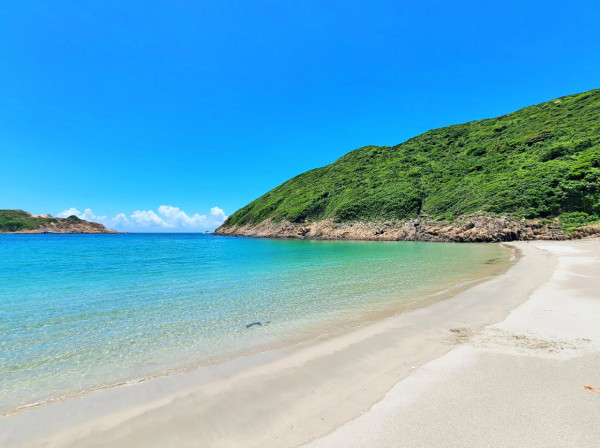 香港都有玻璃海！4大「偽出國」睇海秘境：神隱之路、小紐西蘭大草地！附前往方法
