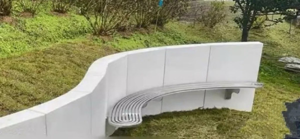 大S逝世一週年雕像揭幕化身天使!具俊曄雨中拜祭亡妻一句話惹全場淚崩