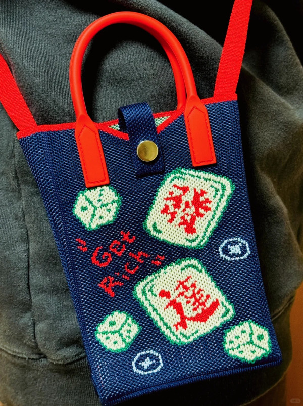 日本人來港必買10大清單！百佳「佳蛋仔」周邊爆紅？UNIQLO限定版、旺角$12神物上榜