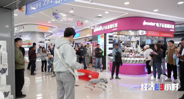 北上改造AI玩具百元有找 即場植入芯片活化 半小時令公仔做乜都得？【有片】