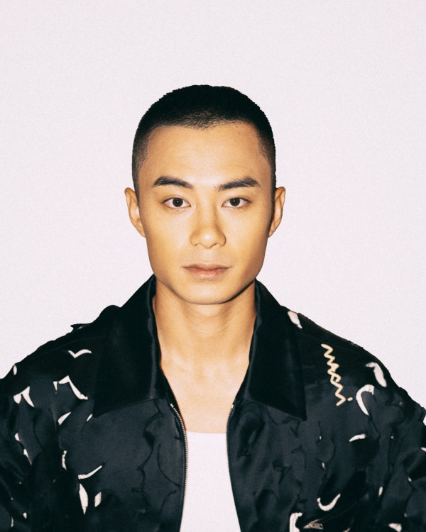 27歲TVB上位小生轉行揸的士自救？震撼晒考超過10個車牌惹轉行熱議