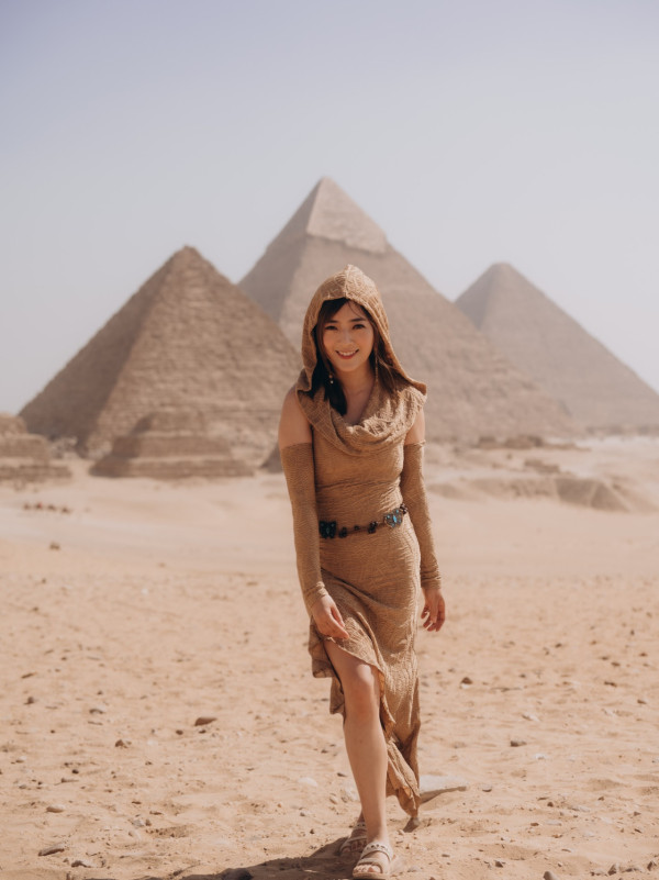 32歲女藝人宣布懷孕好消息！驚爆兩年前小產後終迎喜訊：我和老公都哭了