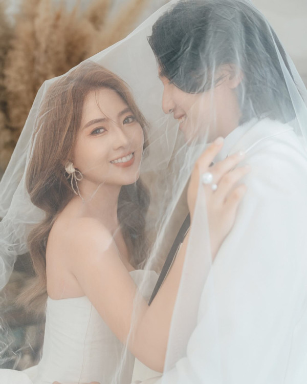 32歲女藝人宣布懷孕好消息!驚爆兩年前小產後終迎喜訊:我和老公都哭了