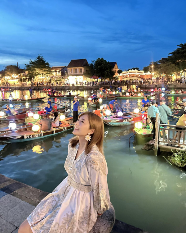 32歲女藝人宣布懷孕好消息！驚爆兩年前小產後終迎喜訊：我和老公都哭了