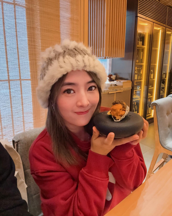 32歲女藝人宣布懷孕好消息!驚爆兩年前小產後終迎喜訊:我和老公都哭了