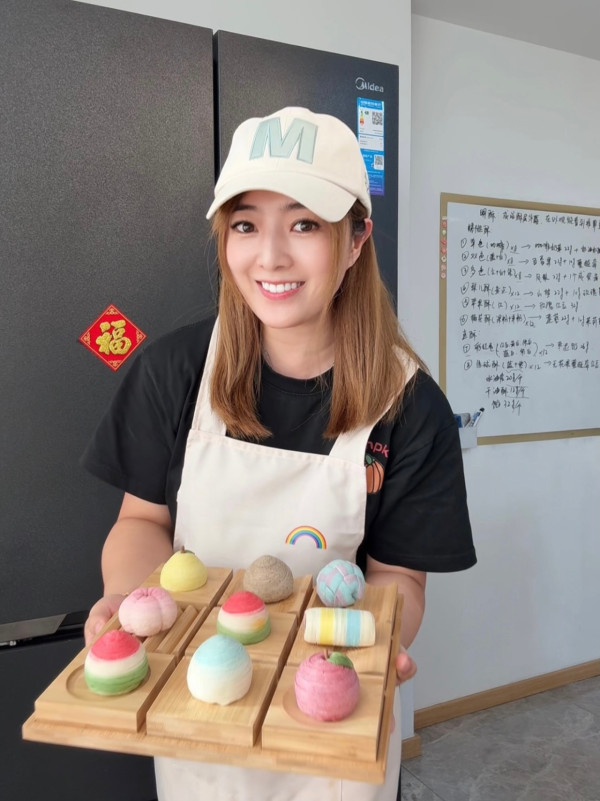 32歲女藝人宣布懷孕好消息!驚爆兩年前小產後終迎喜訊:我和老公都哭了