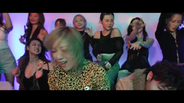夜王上映｜鄭秀文Sammi重錄《星秀傳說》領軍15位女神拍MV 王丹妮廖子妤狂揈頭熱舞