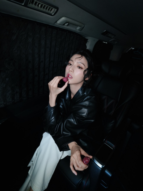 TVB失寵視后零濾鏡生圖獲讚顏值完勝！葉蒨文同框慘輸一原因被比下去？