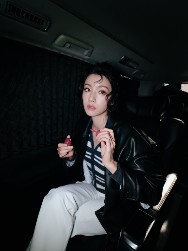 TVB失寵視后零濾鏡生圖獲讚顏值完勝！葉蒨文同框慘輸一原因被比下去？