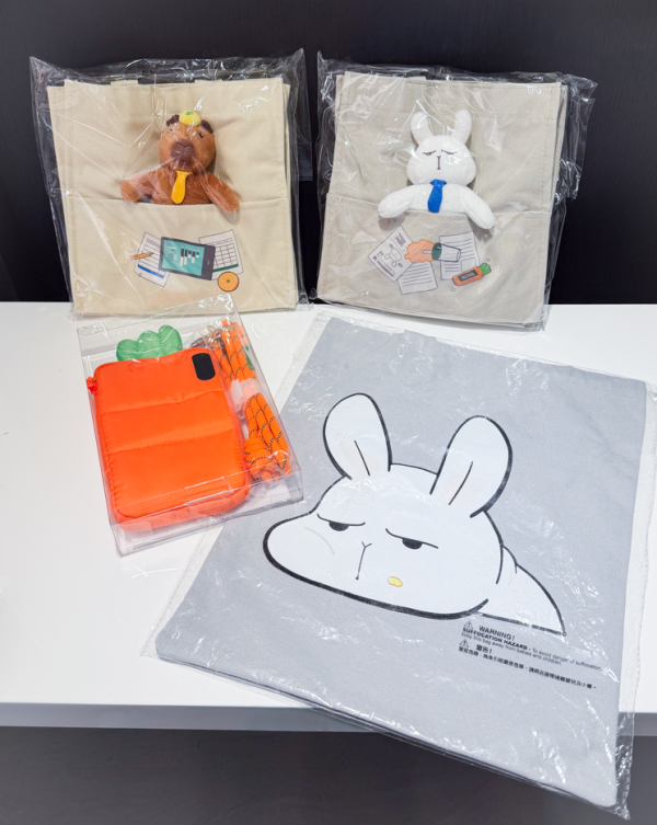 社畜IP角色Monday Bruce限定店登場！神還原迫地鐵場景/必買解壓公仔/金句揮春