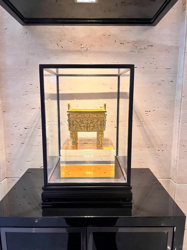 尖沙咀金行排隊潮！等3小時先入到、人龍「郁都唔郁」？揭秘1個原因買金平一大截