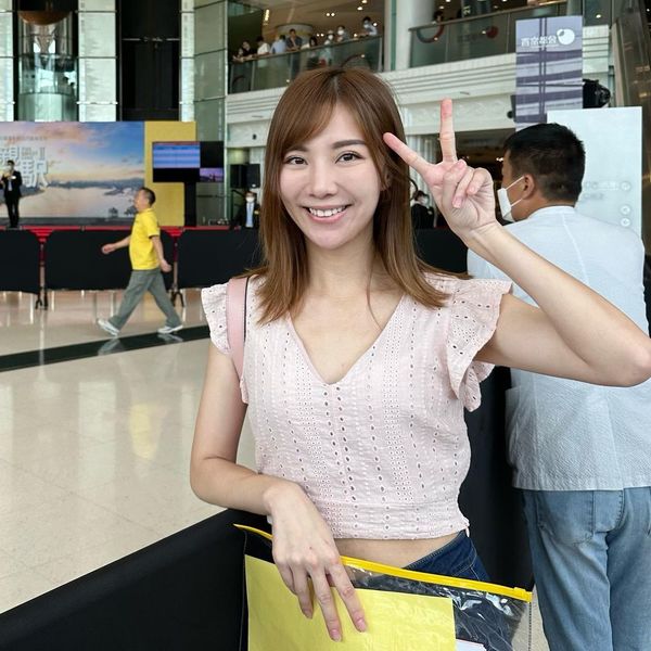 30歲TVB小花收樓曬500萬油塘海景新居  獨家回應上車做業主：再換大單位