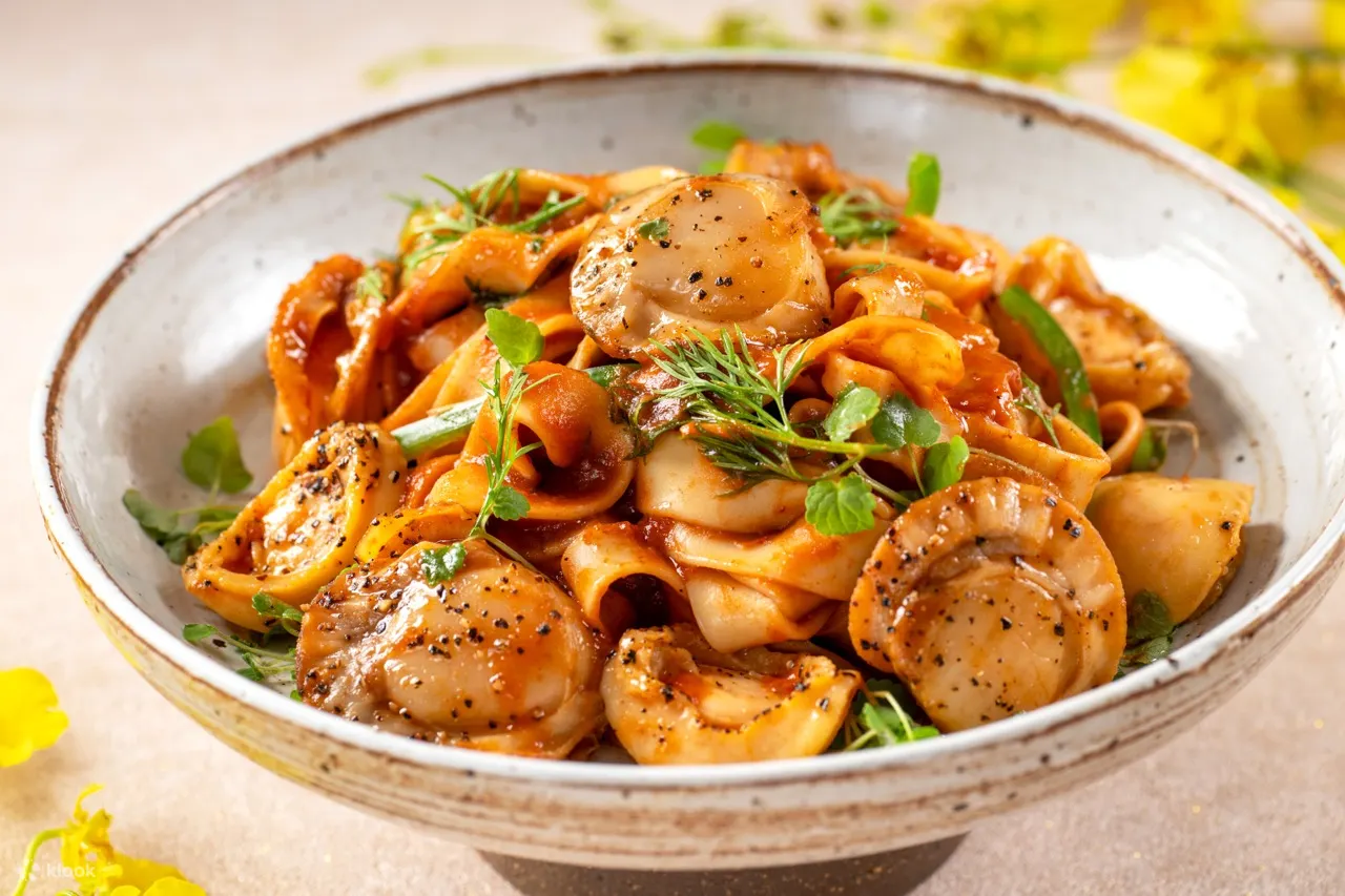 西貢WM酒店自助餐買一送一！再送牛油焗鮑魚！3小時嘆靚景 任食生蠔/刺身/炆魚肚花膠/燕窩甜品