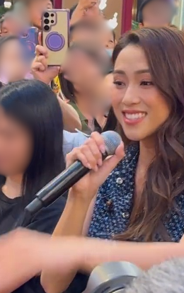 52歲陳煒生圖流出輾壓28歲劉穎鏇！母女年齡差同框驚現「姊妹感」震撼網民