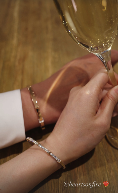 Yanny陳穎欣新婚後首個情人節高調曬鑽飾 老公視角超激罕放閃「眼中得一人」