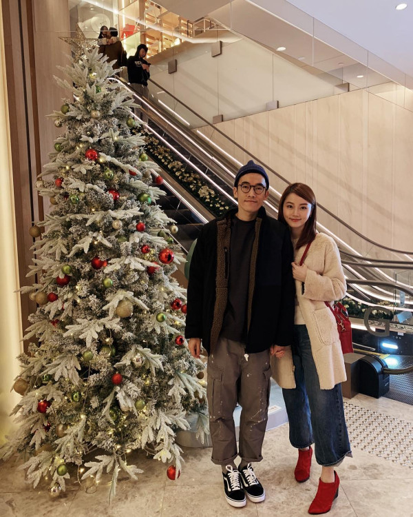 Yanny陳穎欣新婚後首個情人節高調曬鑽飾 老公視角超激罕放閃「眼中得一人」